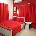 Greenland Guest House Ac And Non Ac Room,Senior Citizen Not Allowed,