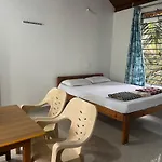 Surya Beach Cafe And Stay