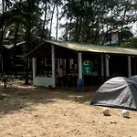 The Shore Beach Accomodation Cafe & Restaurant