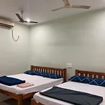 Oceanic Stay And Restaurant Gokarna