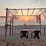 Myna Beach Stay