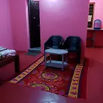 Santi Gest House
