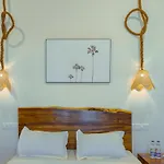 Sunset Cafe Beach Stay