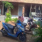 Ibbani Cottages