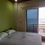 Aisiri Comforts Beach Stay And Cafe
