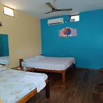 Gokarna Beach Homestay And Restaurant