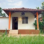 Revibe Beach Hostel Gokarna
