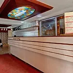 Spot On 38786 Patang Beach Resort