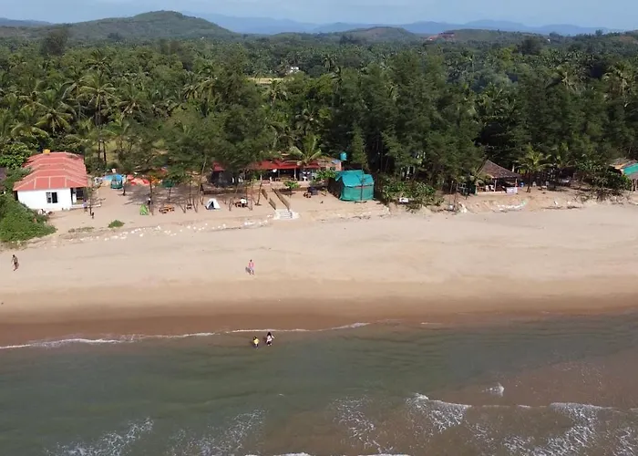 Trippr Gokarna - Beach Hostel