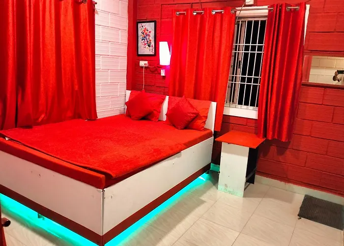Greenland Gokarna Ac And Non Ac Only For Bachelors And Young Couples