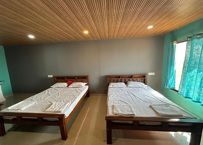 Lakshika Beach Resort