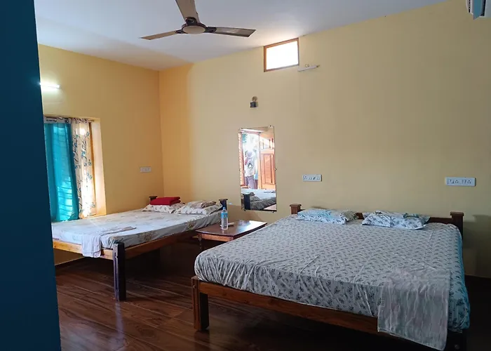 Gokarna Beach Homestay And Restaurant