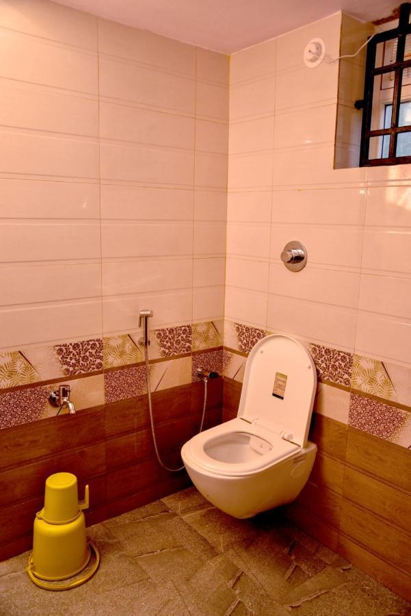 Sree Varada International 3*