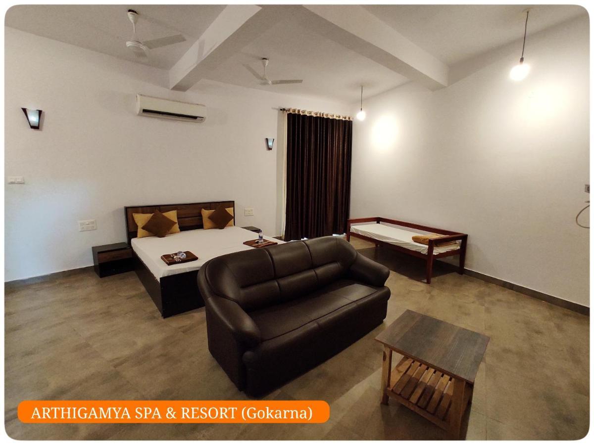 Hotel Arthigamya & 3*