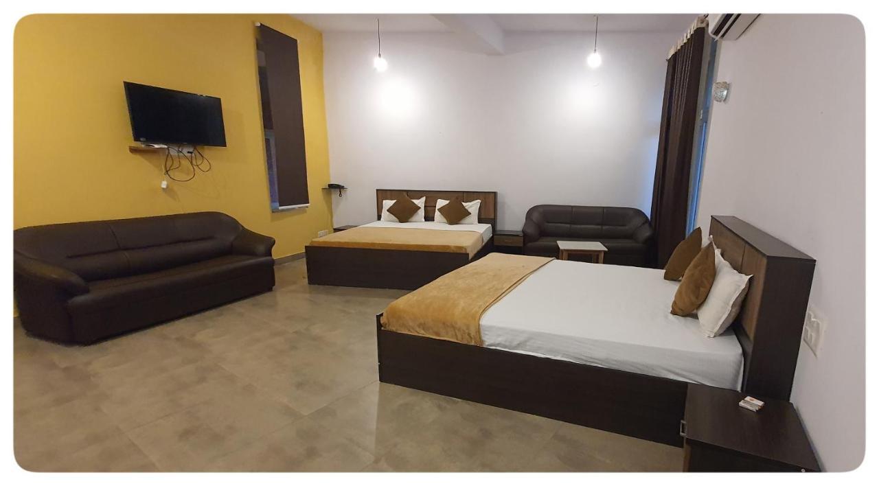 Arthigamya & 3* Gokarna (Karnataka)