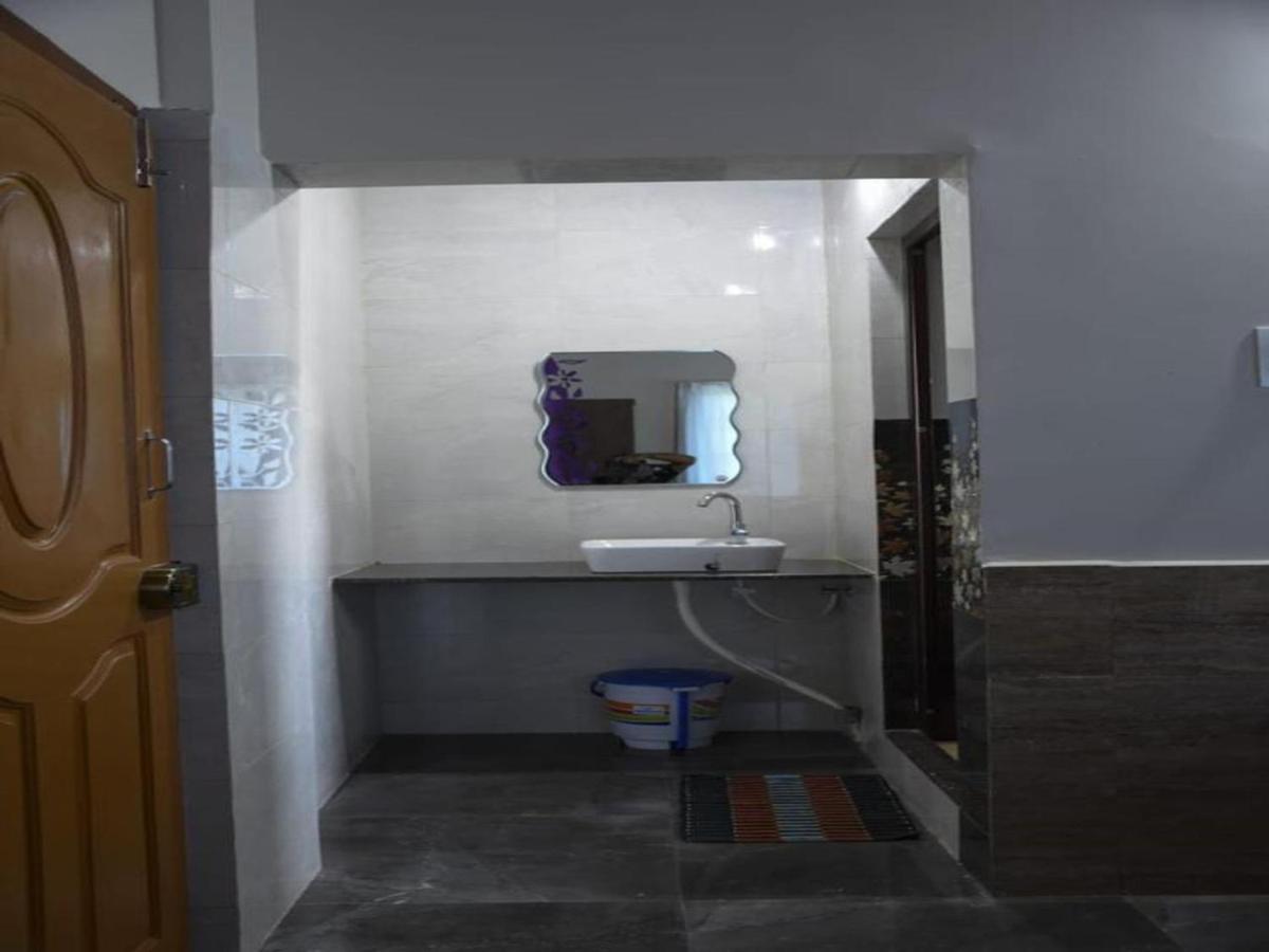 Hotel Staymaker Ashokavana