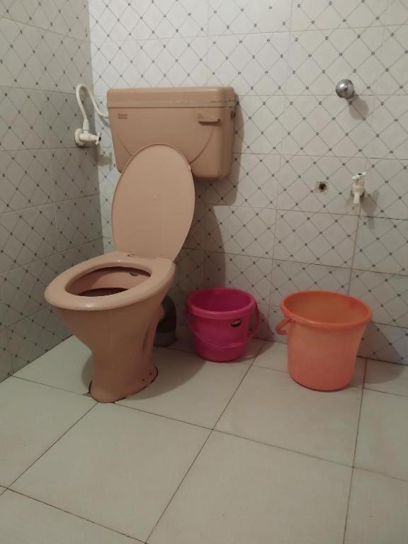 Greenland Ac And Non Ac Room,senior Citizen Not Allowed, Gokarna (Karnataka)