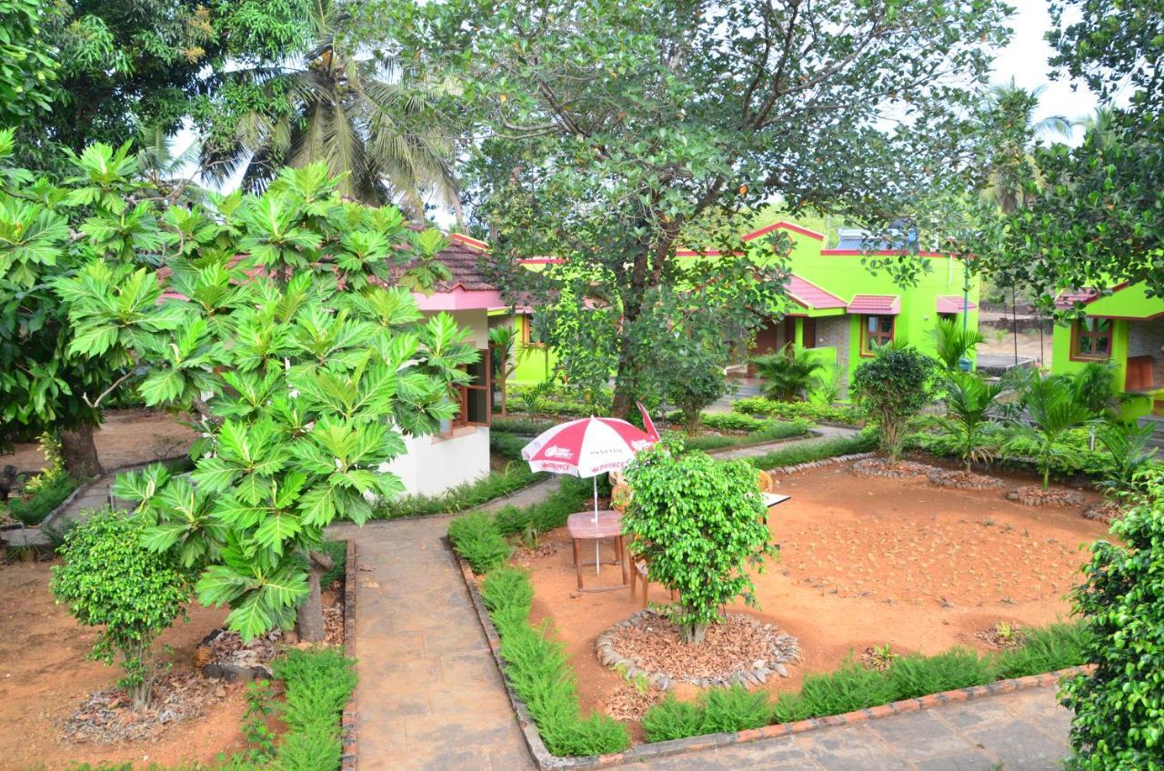 Staymaker Sunny's Serenity Resort *