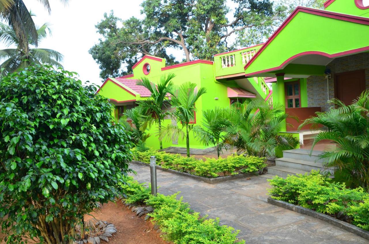Staymaker Sunny's Serenity Resort