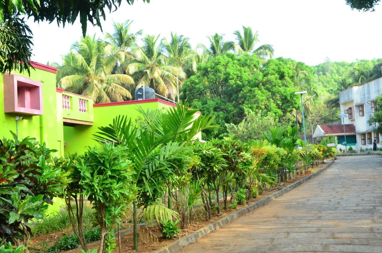 Staymaker Sunny's Serenity Resort