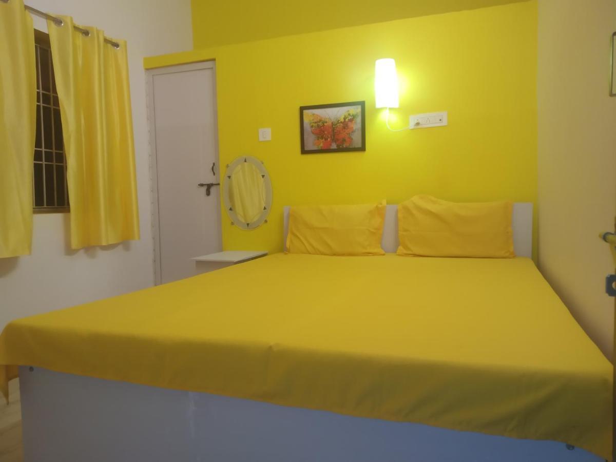 Greenland Ac And Non Ac Room,senior Citizen Not Allowed, Guest house