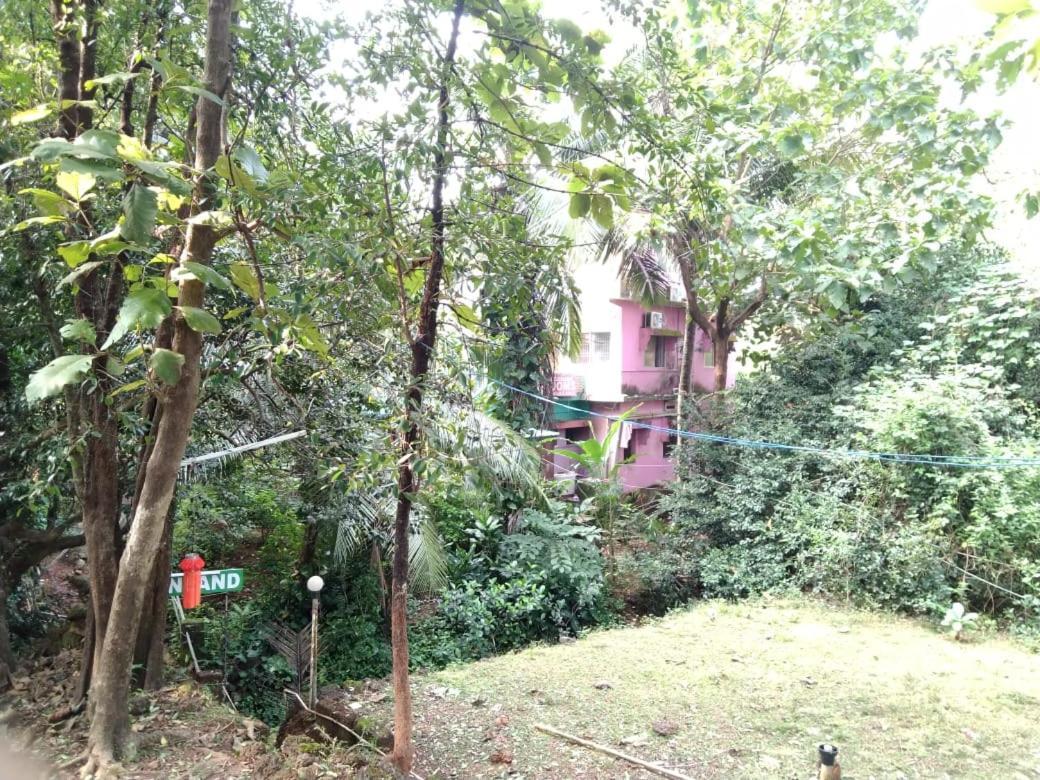 Greenland Ac And Non Ac Room,senior Citizen Not Allowed, Guest house Gokarna (Karnataka)