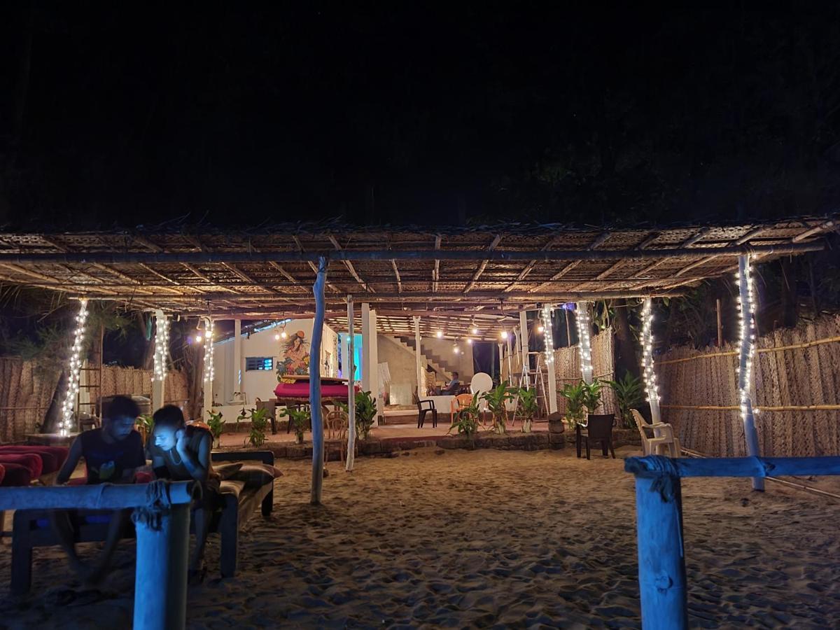 Surya Beach Cafe And *