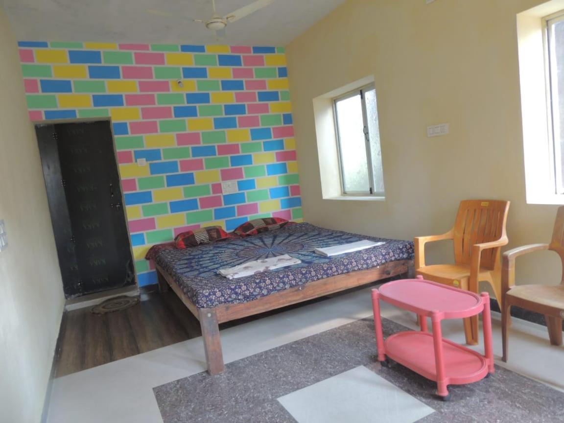 Guest house Shiva Ganga Cafe