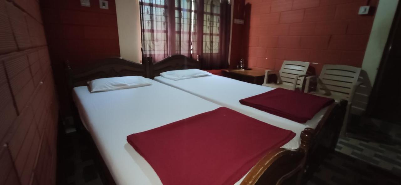 Hotel Katyayani 3*