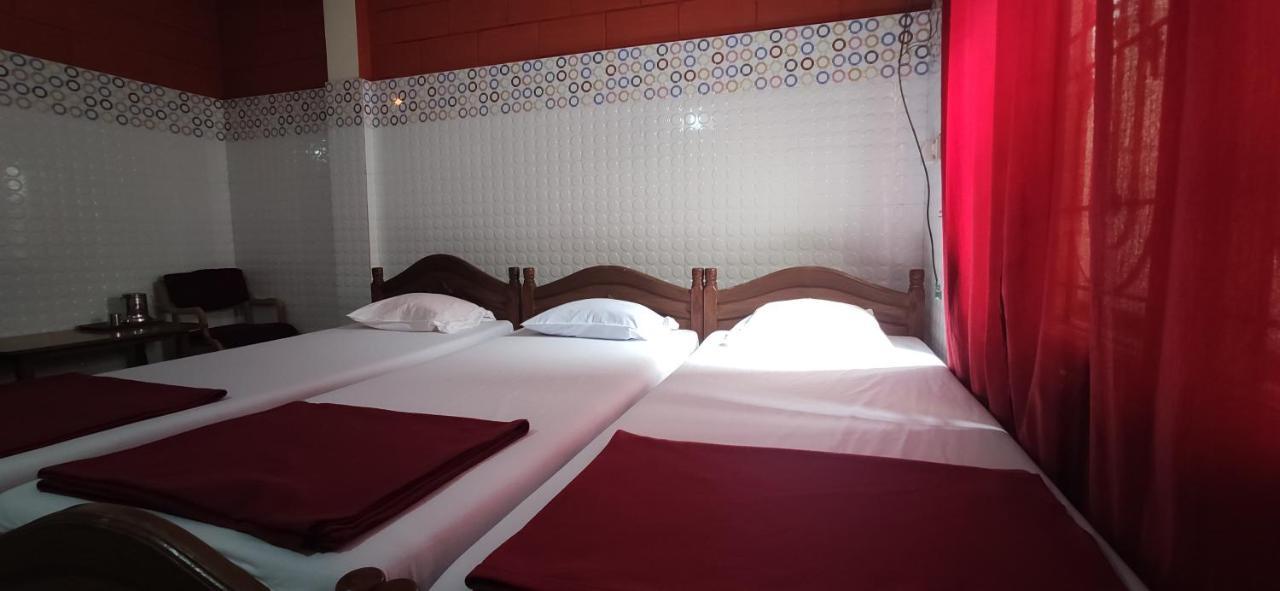Hotel Katyayani 3*