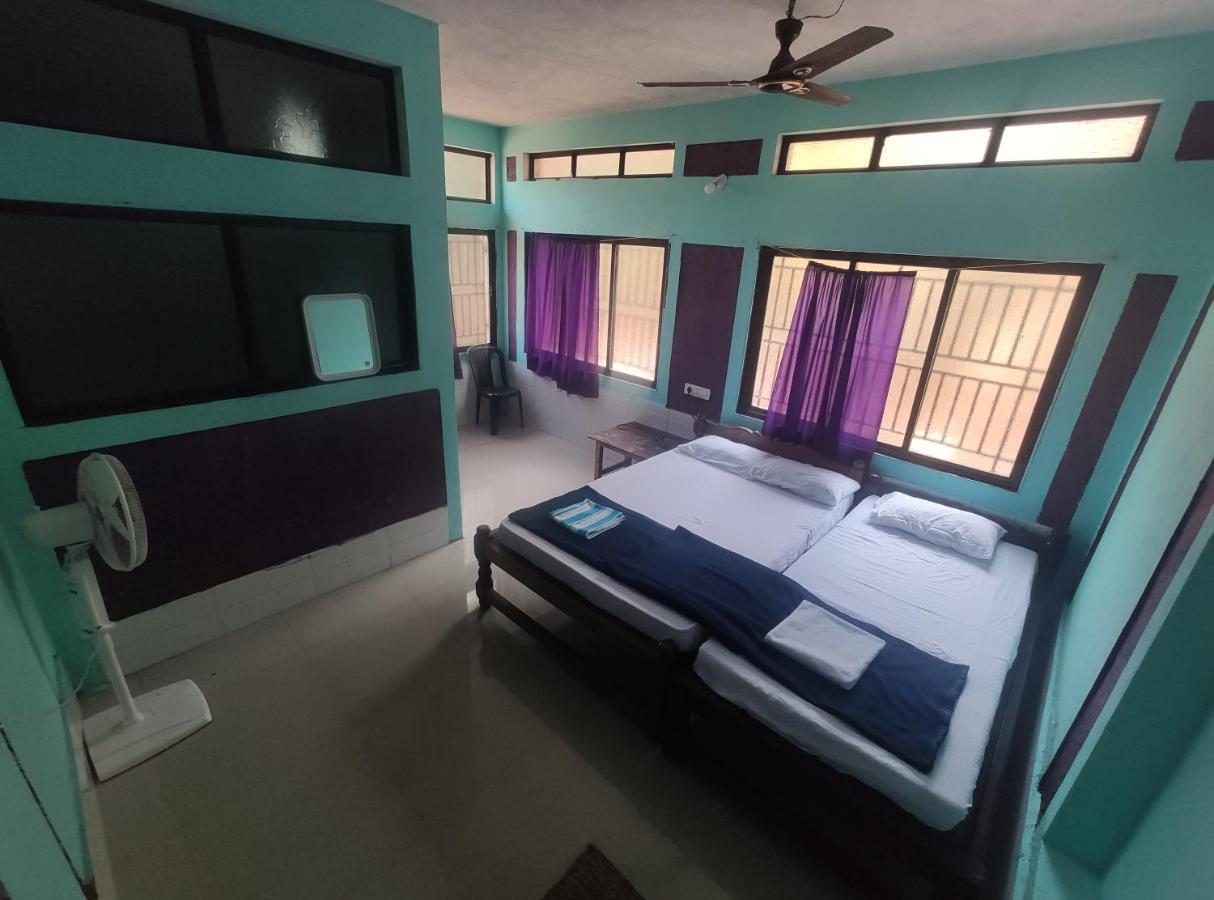 Sunny'S Paradise Hotel *