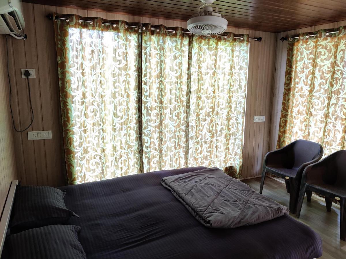 Whitehouse Beachresort &spa Gokarna (Karnataka)
