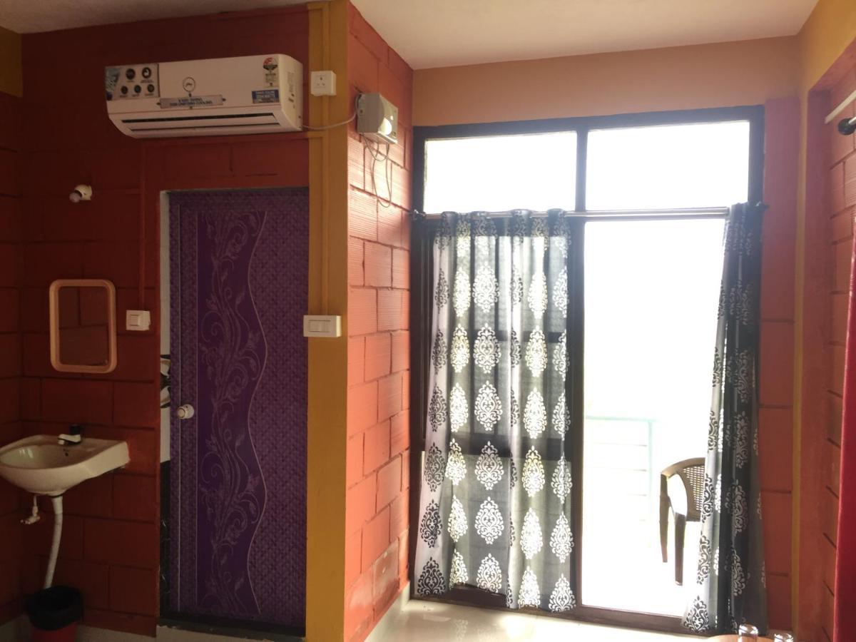 Shanti Krishna Residency 3*
