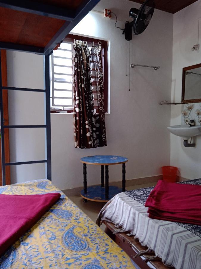 Gundappa Cafe Gokarna Kudle Hotel