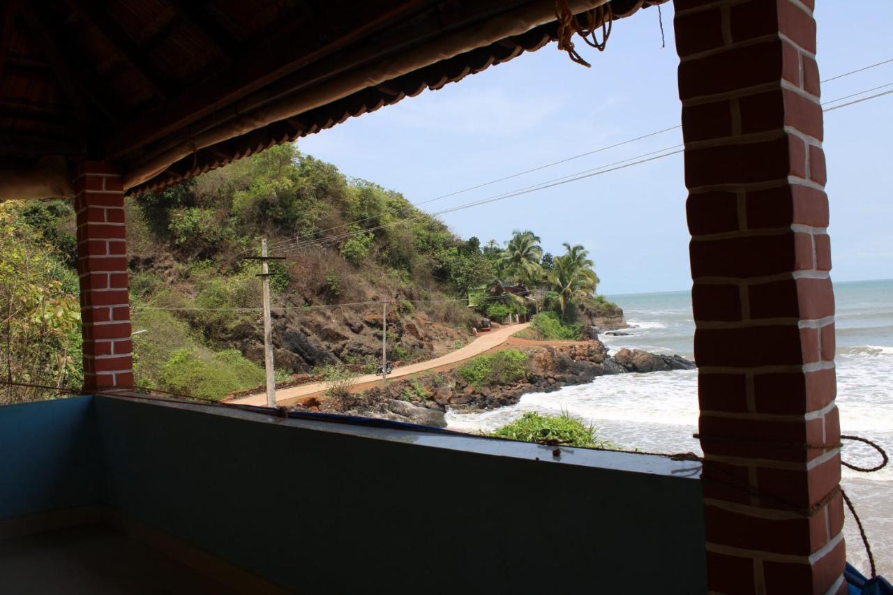 Poornima Hotel Gokarna (Karnataka)