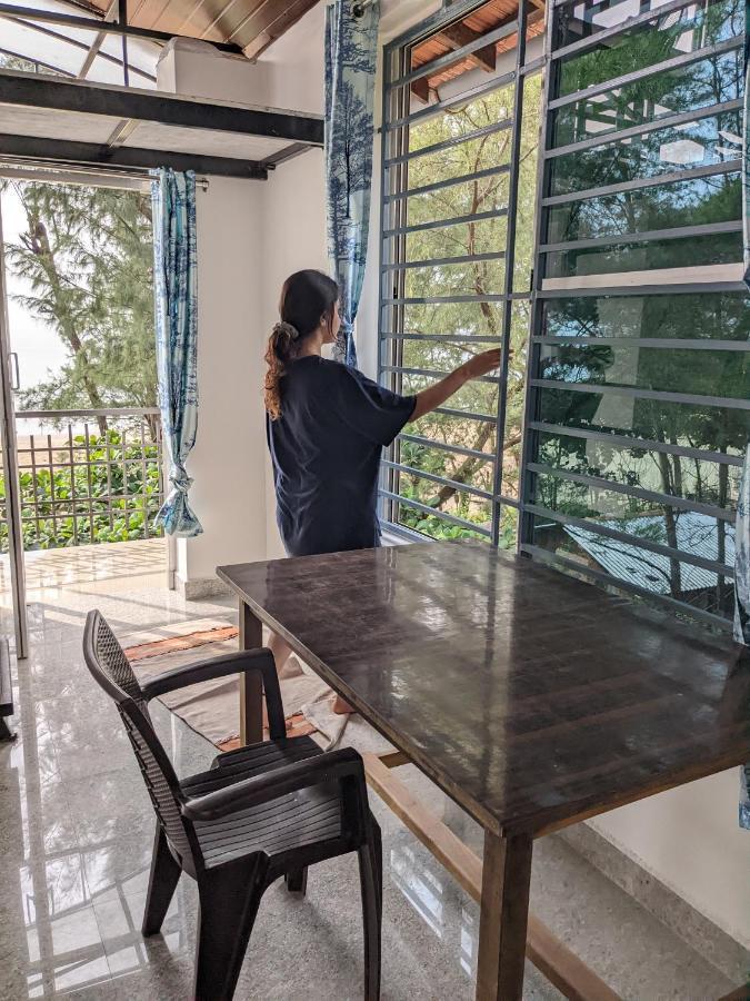 Guest house Surya Beach Cafe And