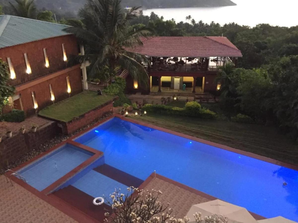 Kudle View And Gokarna 4*