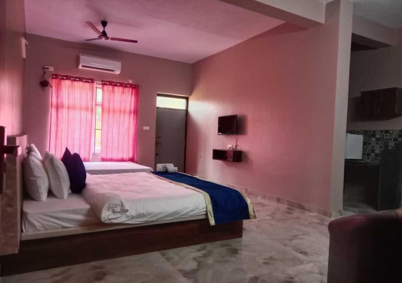 Golden Heights Gokarna Hotel