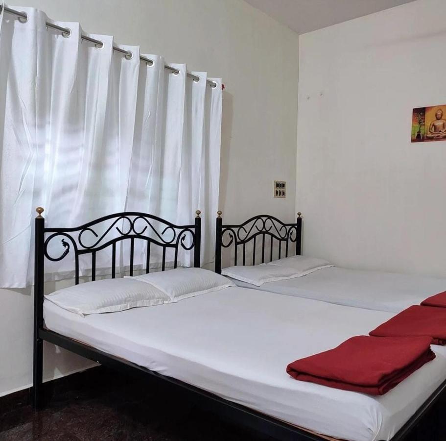 Trishula Guest house *