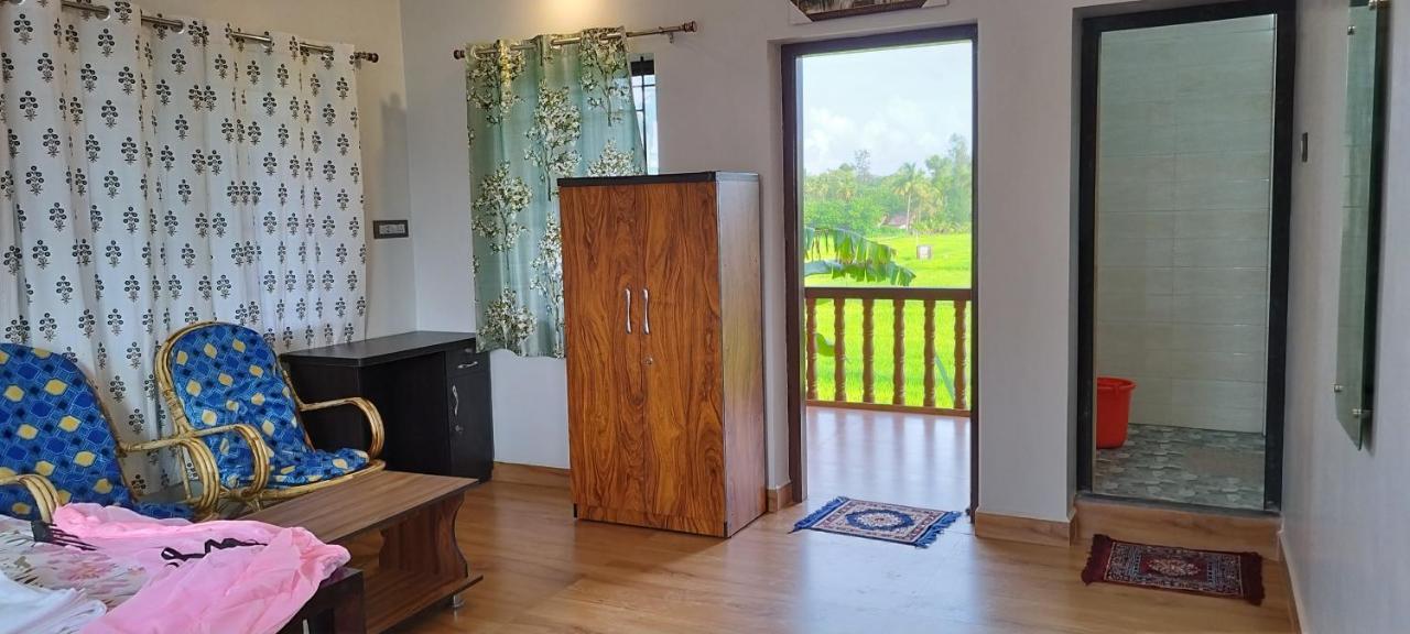 Happyfields Farmstay Guest house *