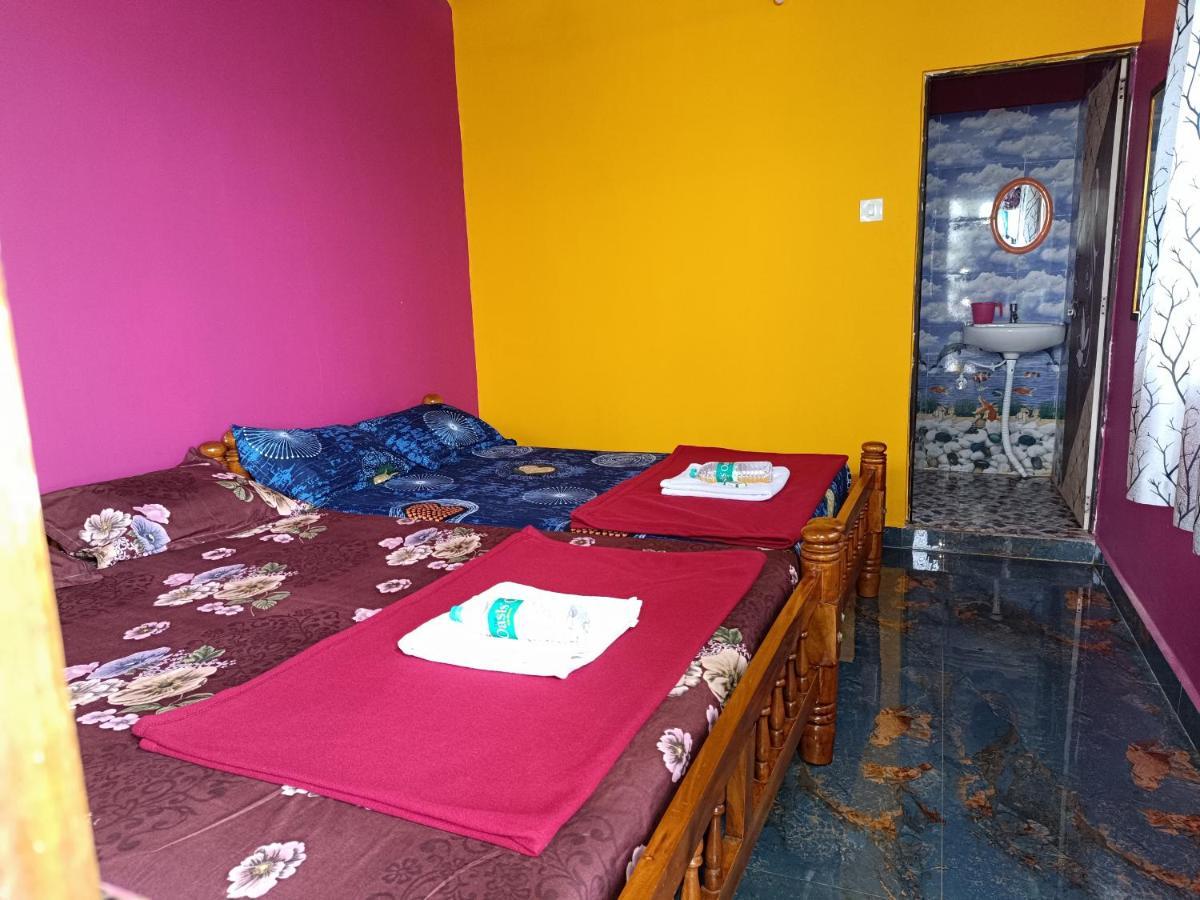 Gokarna Jadhav Beachfront , Indians Only Homestay