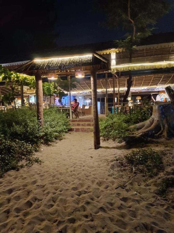 Sea * Gokarna (Karnataka)