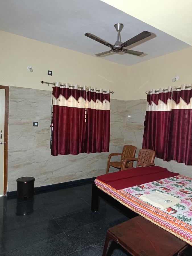 Homestay Sunlight Beach Homestay