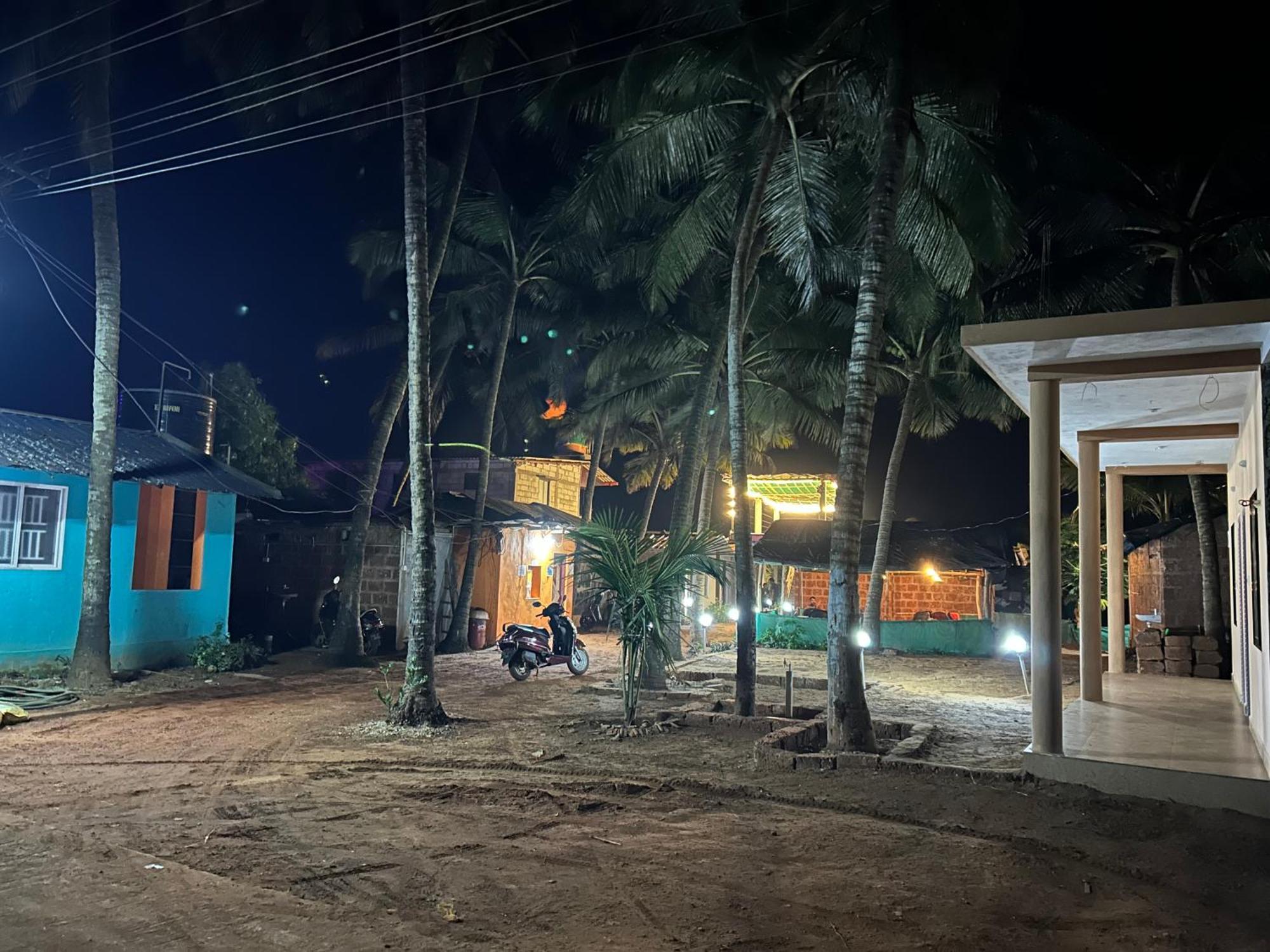 Trishula Beach Homestay *