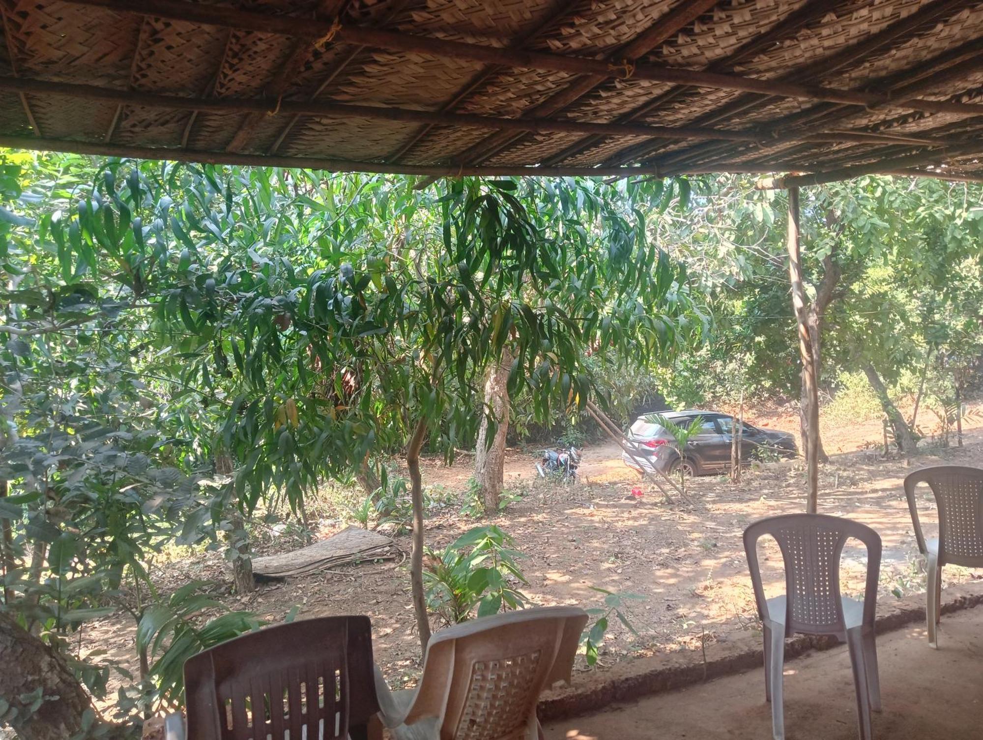 Guest house Middle Point Hut Gokarna (Karnataka)