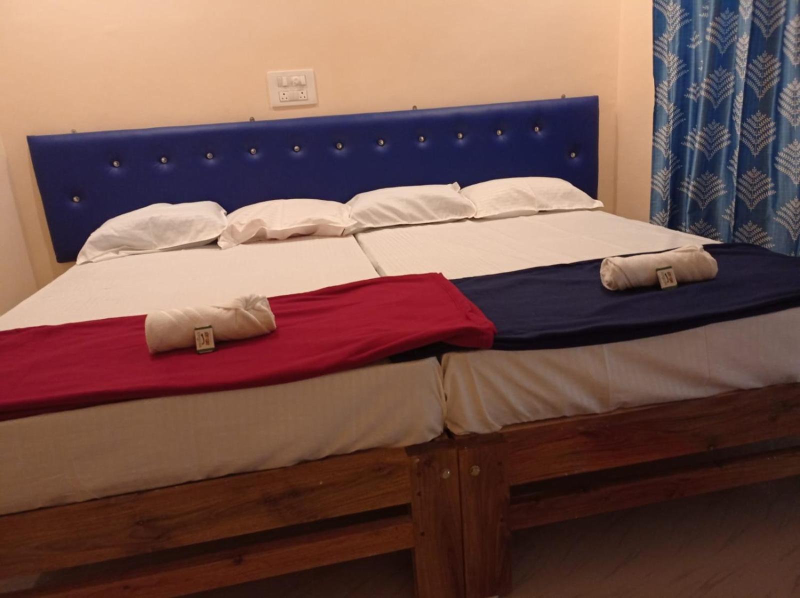Apartment Redkar Gokarna Front Ac And Non Ac *