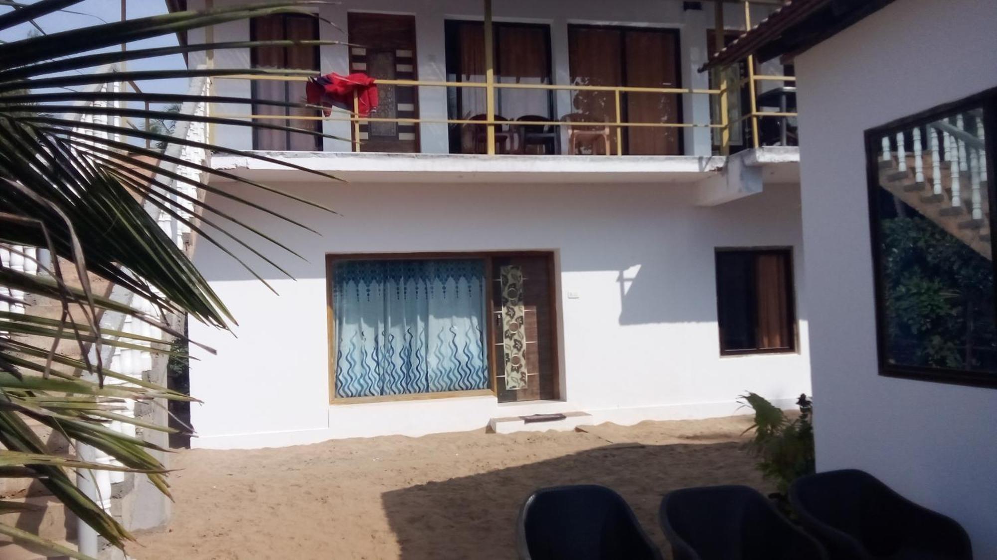 Homestay Gajananstay Facing