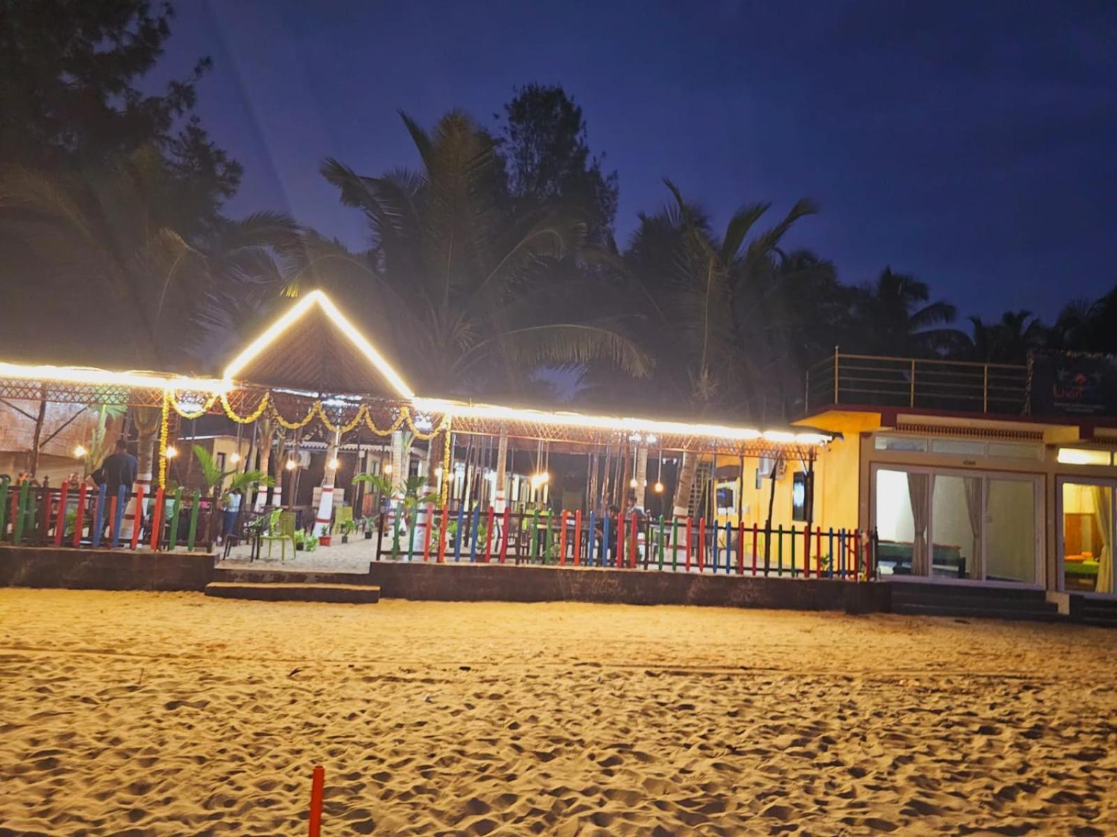 Hotel Livin Waves And Cafe Gokarna (Karnataka)