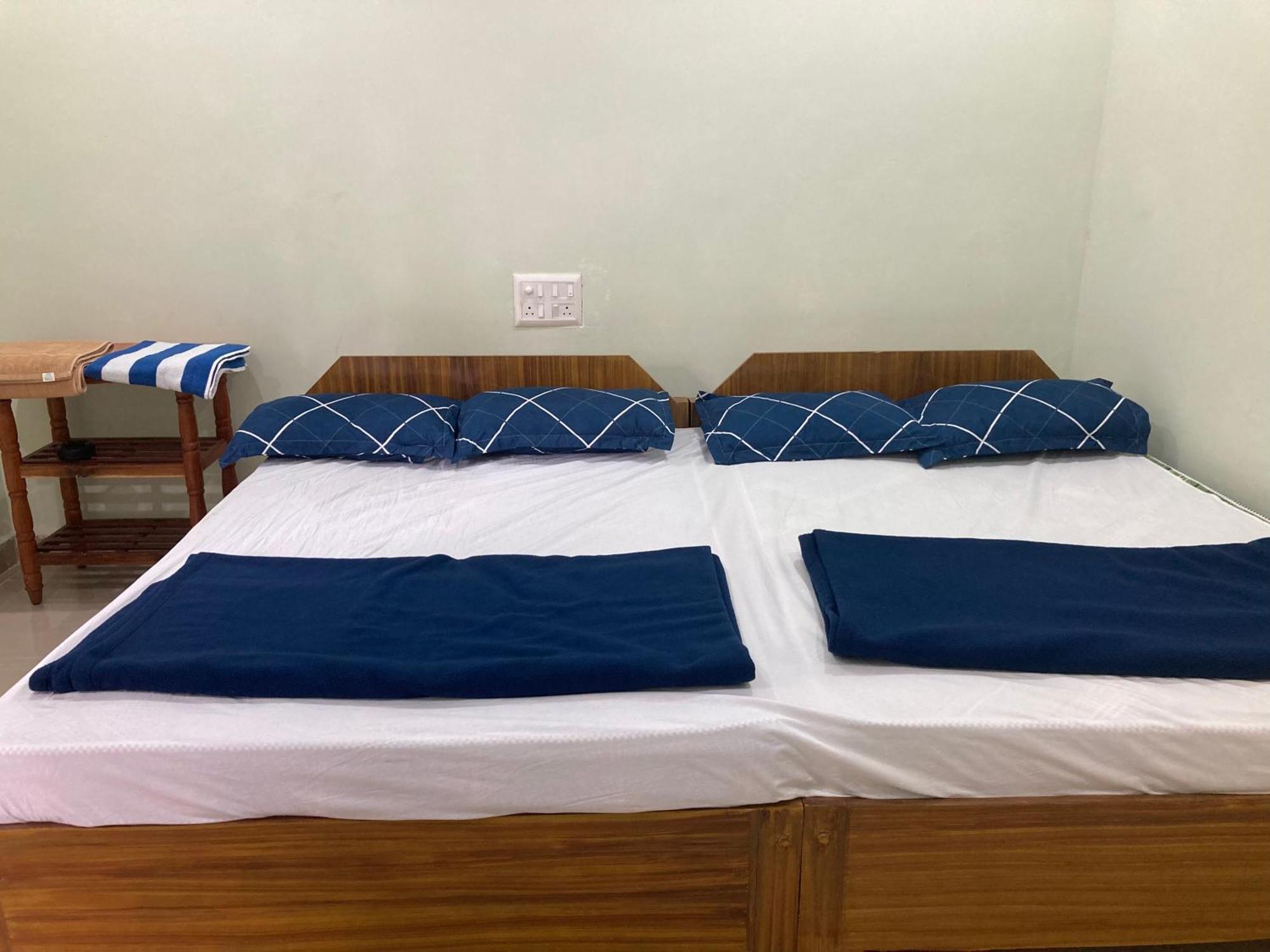 Oceanic And Restaurant Gokarna Resort *