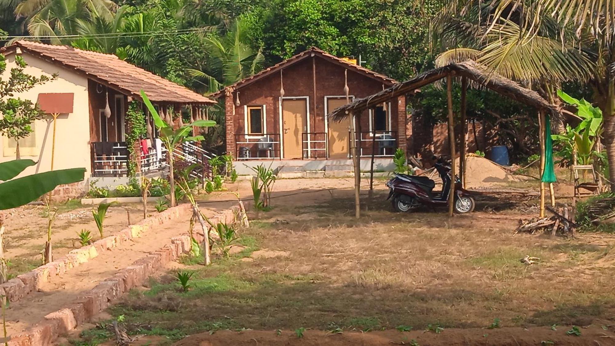 Ibbani Guest house *